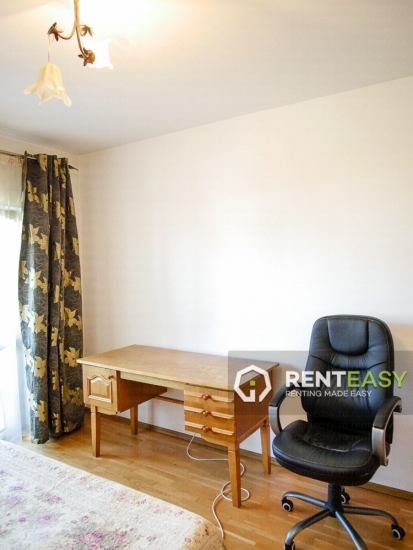 Apartament spatios cu 2 camere situat in zona Bucsinescu