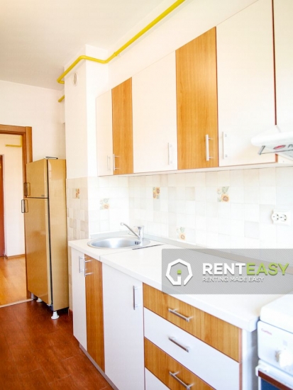 Apartament spatios cu 2 camere situat in zona Bucsinescu