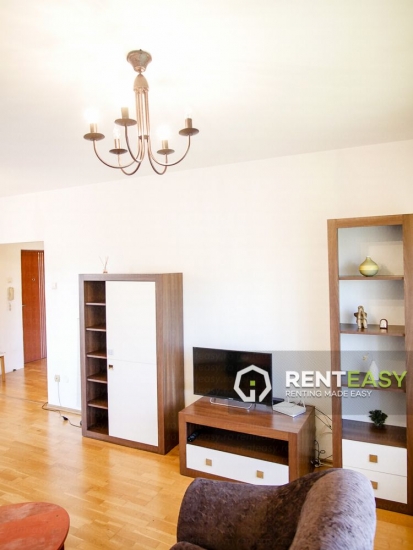 Apartament spatios cu 2 camere situat in zona Bucsinescu