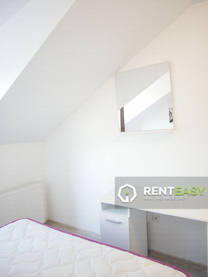 Apartament cu 2 camere decomandat de inchiriat in zona Palas bloc nou