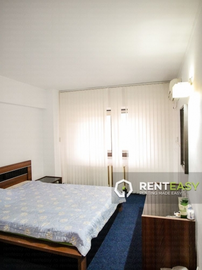 Apartament decomandat cu 3 camere de inchiriat in zona Stefan cel Mare