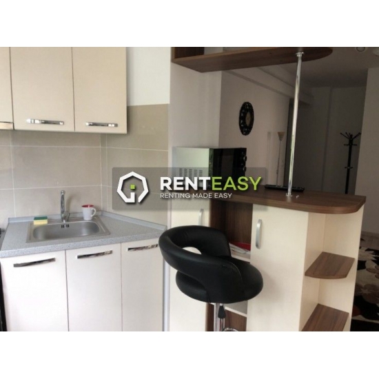 Apartament cu 3 camere de inchiriat in Centru - zona Palas