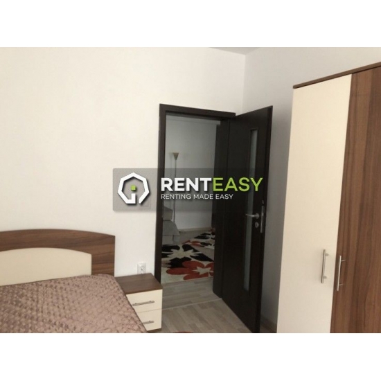 Apartament cu 3 camere de inchiriat in Centru - zona Palas