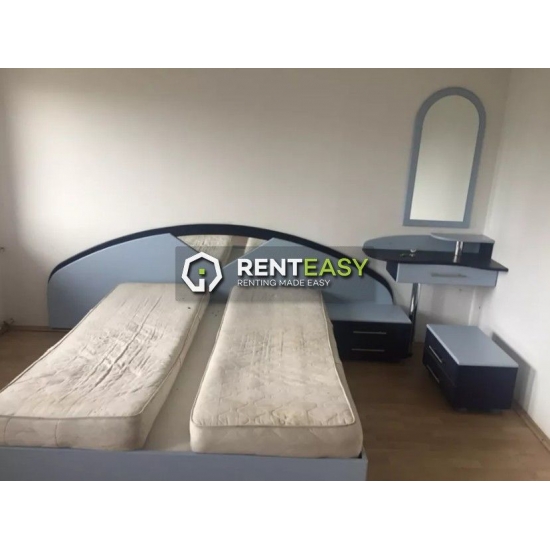Apartament cu 4 camere de inchiriat situat in zona Garii