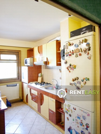 Apartament cu 3 camere de inchiriat in zona Gara - Arcu
