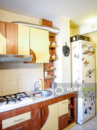 Apartament cu 3 camere de inchiriat in zona Gara - Arcu