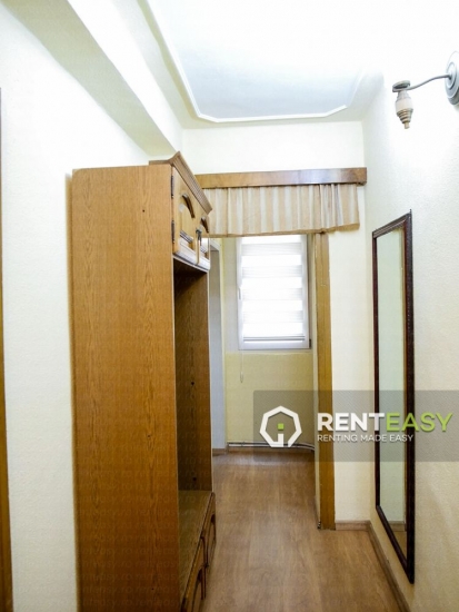 Apartament cu 3 camere de inchiriat in zona Moldova Mall