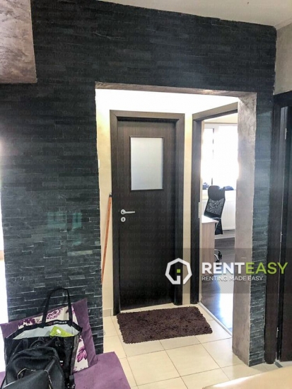 Apartament cu 3 camere de inchiriat situat in Piata Unirii