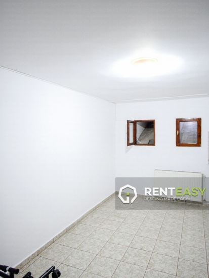 Casa cu 4 camere de inchiriat in zona Copou
