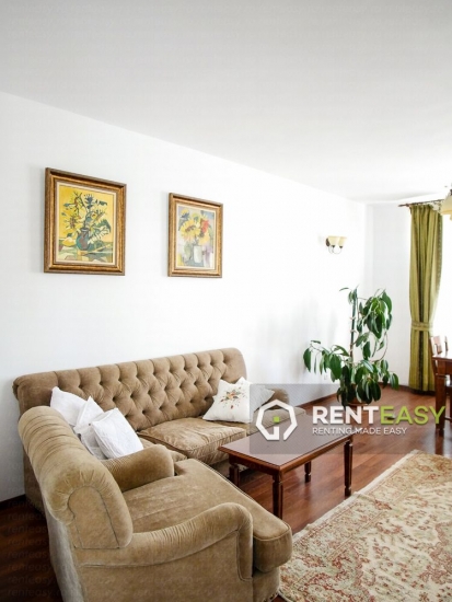 Casa cu 4 camere de inchiriat in zona Copou