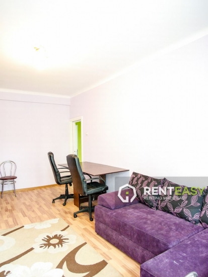 Apartament spatios cu 2 camere de inchiriat in zona Centrala - Cuza Voda 