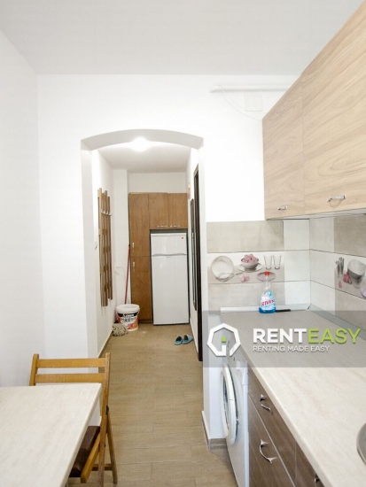 Apartament cu 2 camere de inchiriat situat in zona Podu Ros