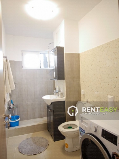Apartament cu 2 camere de inchiriat situat in zona Podu Ros - Tutora