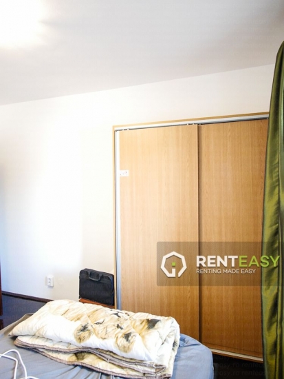 Apartament cu 4 camere de inchiriat situat pe Independentei
