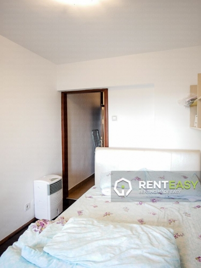 Apartament cu 4 camere de inchiriat situat pe Independentei