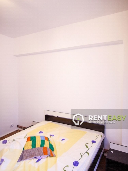 Apartament cu 3 camere de inchiriat in Centru - zona Stefan cel Mare