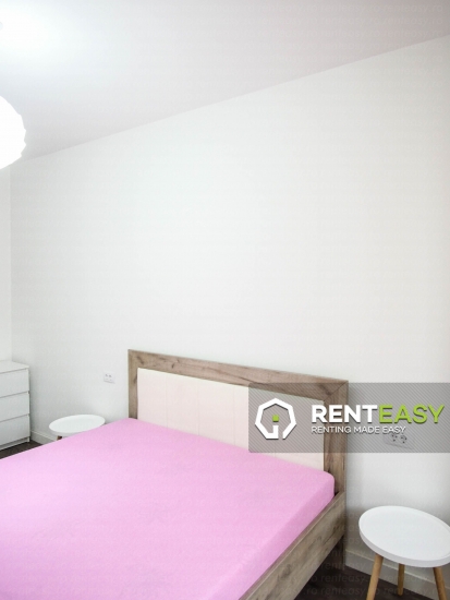 Apartament cu 2 camere decomandat de inchiriat in bloc nou situat in zona - Iulius Mall