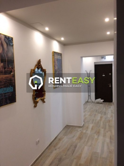 Apartament cu 3 camere de inchiriat in Centru - zona Palas