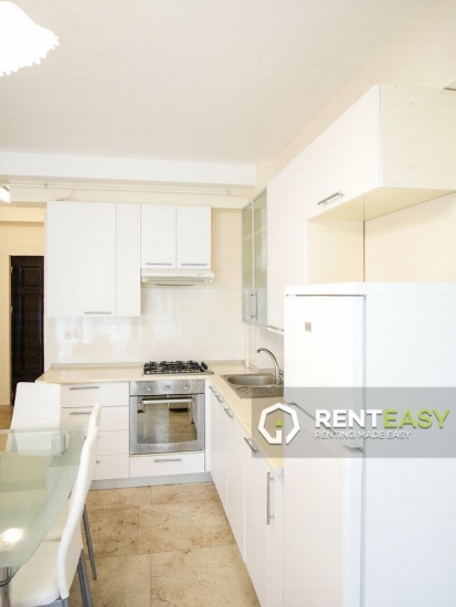Apartament cu 3 camere de inchiriat in bloc nou situat in zona Copou