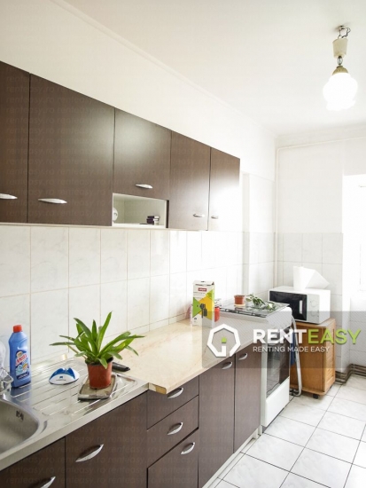 Apartament decomandat cu 3 camere de inchiriat in Centru - zona Independentei