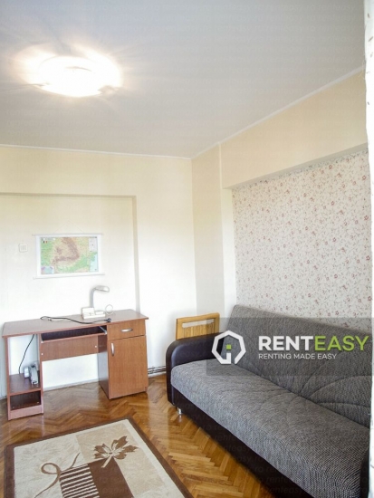 Apartament decomandat cu 3 camere de inchiriat in Centru - zona Independentei