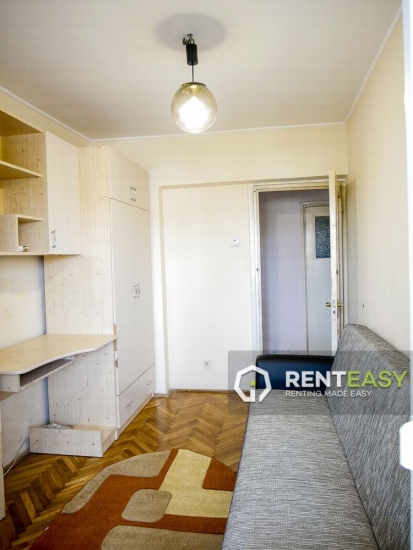 Apartament decomandat cu 3 camere de inchiriat in Centru - zona Independentei
