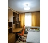 Apartament cu 4 camere de inchiriat situat in zona Billa