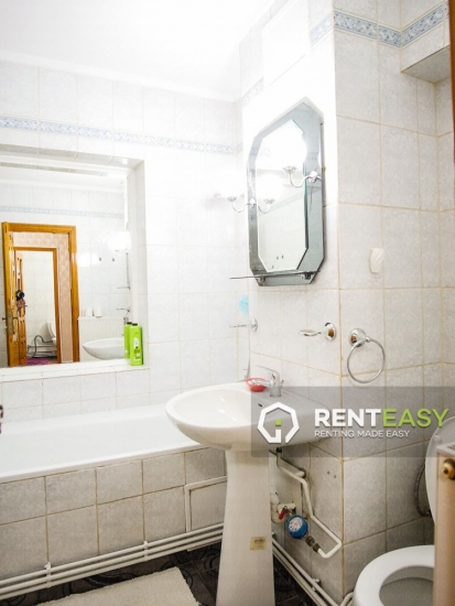Apartament cu 4 camere de inchiriat situat in zona Billa