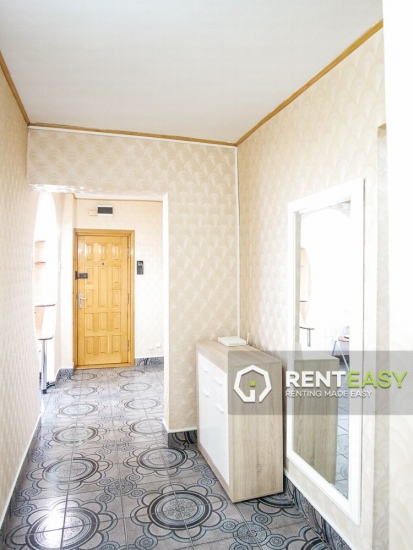Apartament cu 4 camere de inchiriat situat in zona Billa