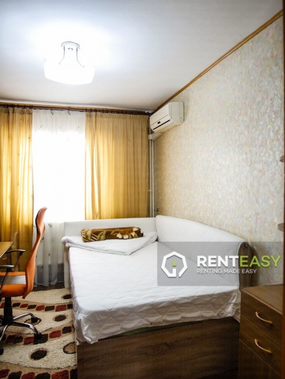 Apartament cu 4 camere de inchiriat situat in zona Billa