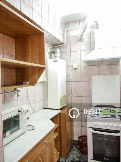 Apartament cu 4 camere de inchiriat situat in zona Billa