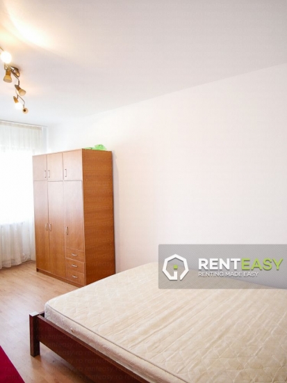 Apartament decomandat cu 3 camere de inchiriat in Centru -Bulevardul Independentei