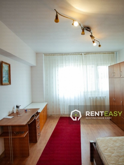 Apartament decomandat cu 3 camere de inchiriat in Centru -Bulevardul Independentei