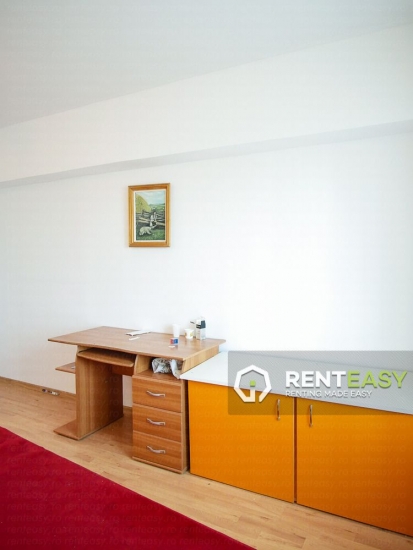 Apartament decomandat cu 3 camere de inchiriat in Centru -Bulevardul Independentei