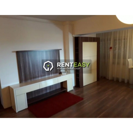 Apartament cu 3 camere de inchiriat in Centru - zona Targu Cucu
