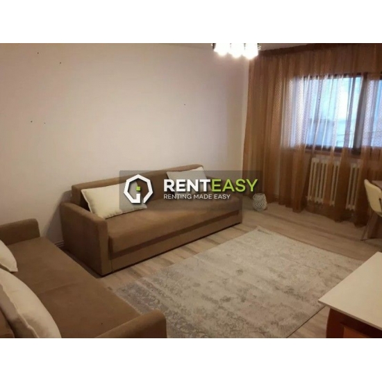 Apartament cu 3 camere de inchiriat in zona Podul de Fier - Padurii