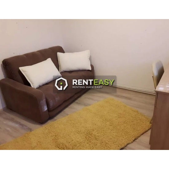 Apartament cu 3 camere de inchiriat in zona Podul de Fier - Padurii