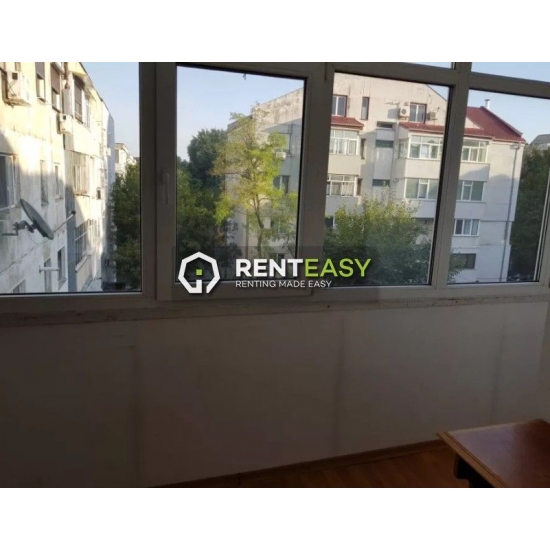Apartament cu 2 camere de inchiriat in zona Centrala - Podul de Fier