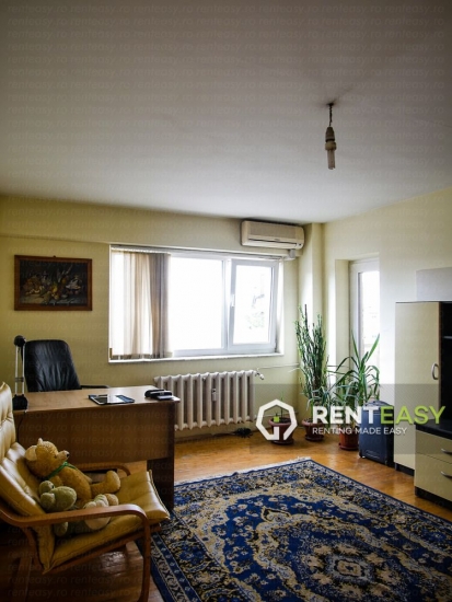 Apartament cu o camera de inchiriat in zona Hala Centrala
