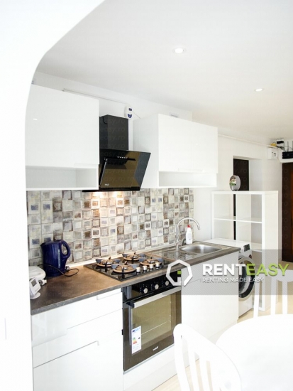 Prima Inchiriere! Apartament cu 3 camere in zona Pacurari