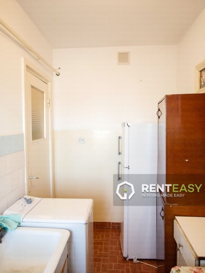 Apartament spatios cu o camera de inchiriat in zona Centrala - Stefan cel Mare