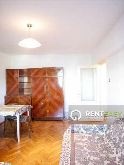 Apartament spatios cu o camera de inchiriat in zona Centrala - Stefan cel Mare