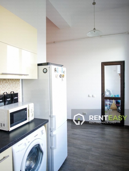 Apartament cu 2 camere de inchiriat in bloc nou in zona Centrala - UMF