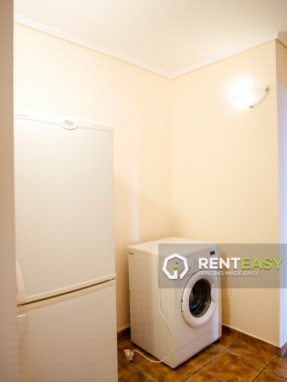 Apartament decomandat cu 3 camere de inchiriat situat in Centru - zona Independentei