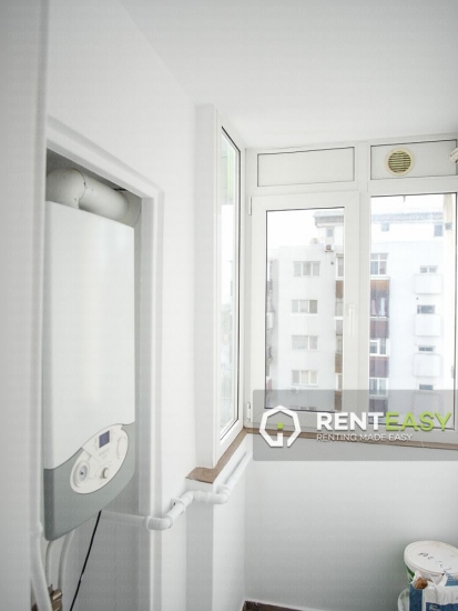 Apartament decomandat cu 3 camere de inchiriat situat in Centru - zona Independentei