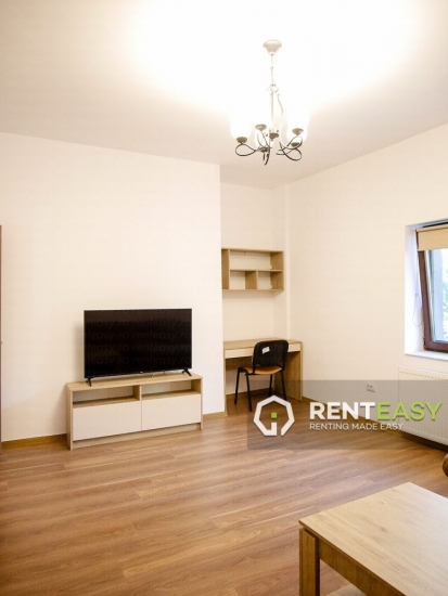 Prima Inchiriere! Apartament cu 2 camere in zona UMF