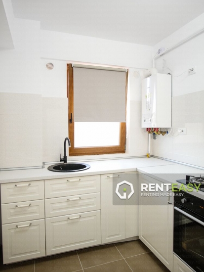 Prima inchiriere! Apartament decomandat cu 2 camere de inchiriat in bloc nou zona - Palas