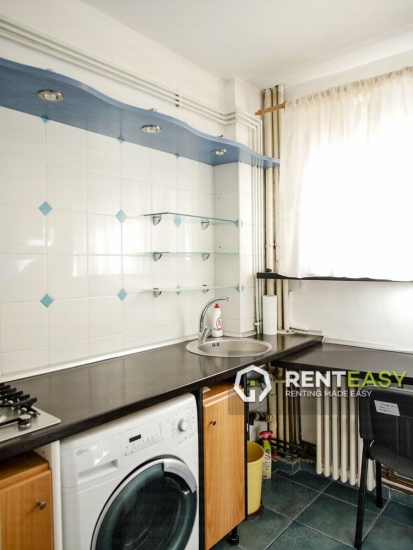 Apartament spatios cu o camera de inchiriat in zona Centrala - Piata Unirii