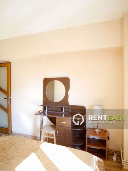 Apartament cu 2 camere de inchiriat in zona Centrala