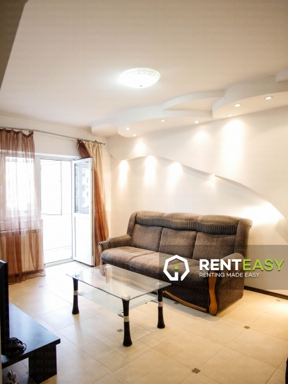 Apartament cu 4 camere de inchiriat in zona Moldova Mall